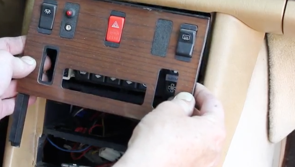 126 Center Console Upper Wood Panel and Instrument Cluster Removal On